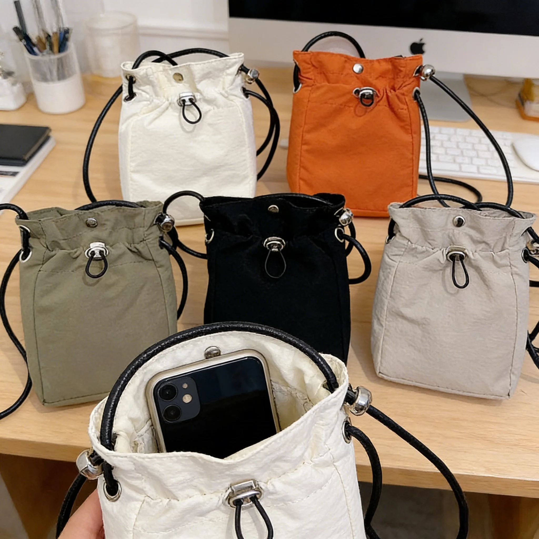 Crossbody PhonePurse, Nylon Small Phone Purse Cell Phone Purse, Smartphone Crossbody Bag with Zipper