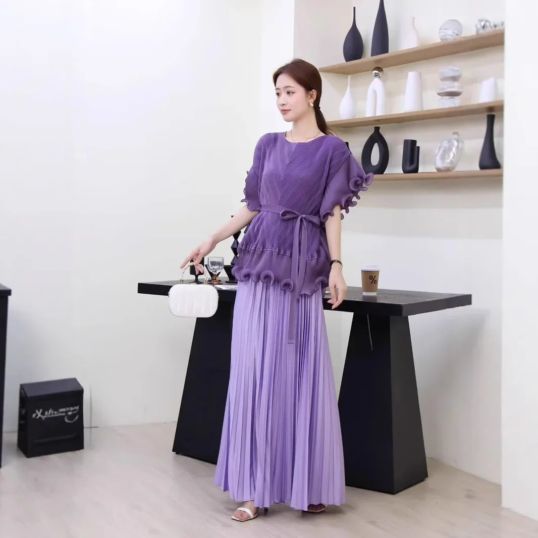

YUDX Miyake Ruffled Solid Colour Round Neck Short Sleeve Top + Elastic Waist Pleated Half-body Skirt 2pcs 2025 New Women's Suit