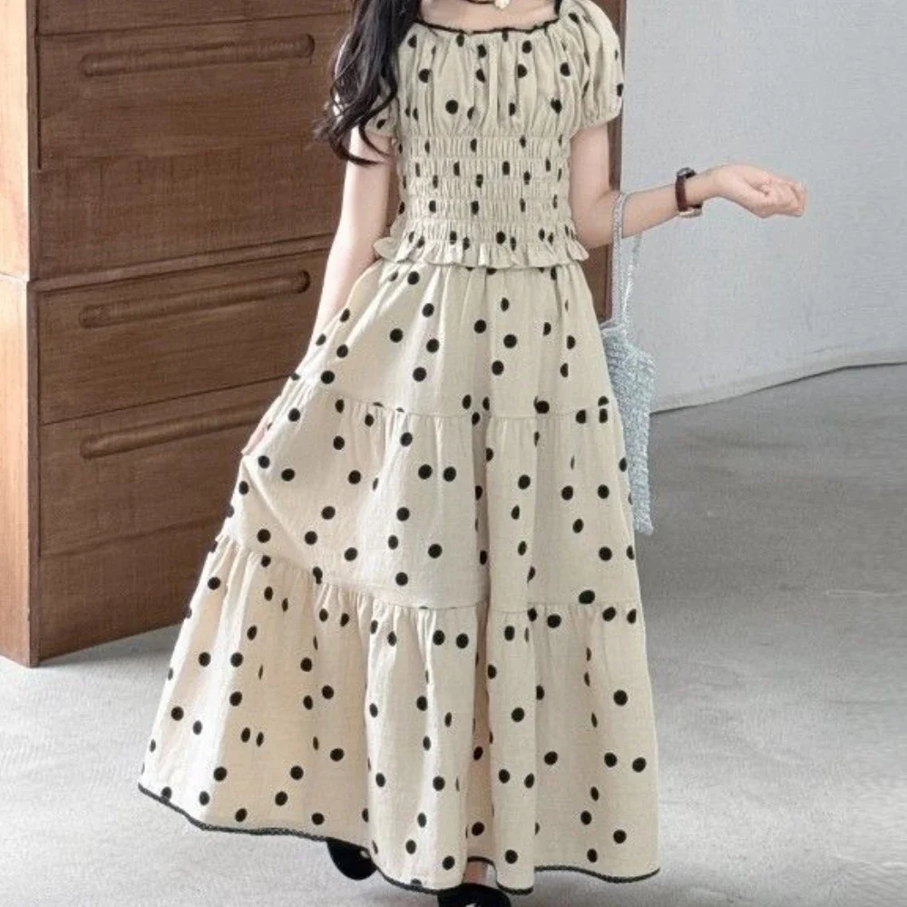 Bear Leader Teenager-Mädchen-Kleidung, 2025, Sommer, neue Kinder-Sets, gepunktet, koreanische Version, Blasenärmel, elastisches Oberteil + halber Rock