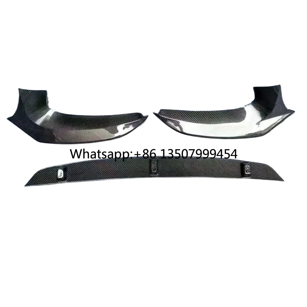 

The 5 Series G30 M features high-quality carbon fiber front lip bumpers with FD-style