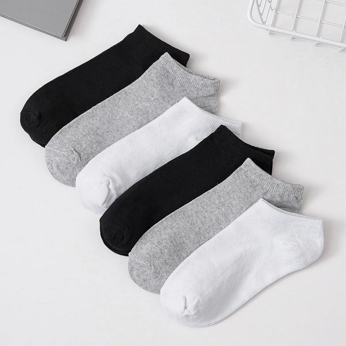 3 Pairs Unisex Casual Plain Color Boat Socks Thin Breathable Comfy Anti Odor Sweat-absorbing Low Cut Ankle Socks For Men Women