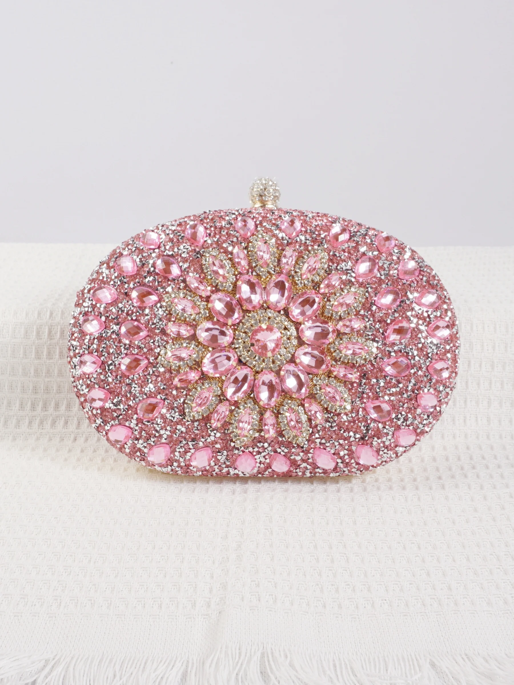 

European and American fashion handheld banquet bag cross-border popular love bag retro chain shoulder crossbody bag wallet