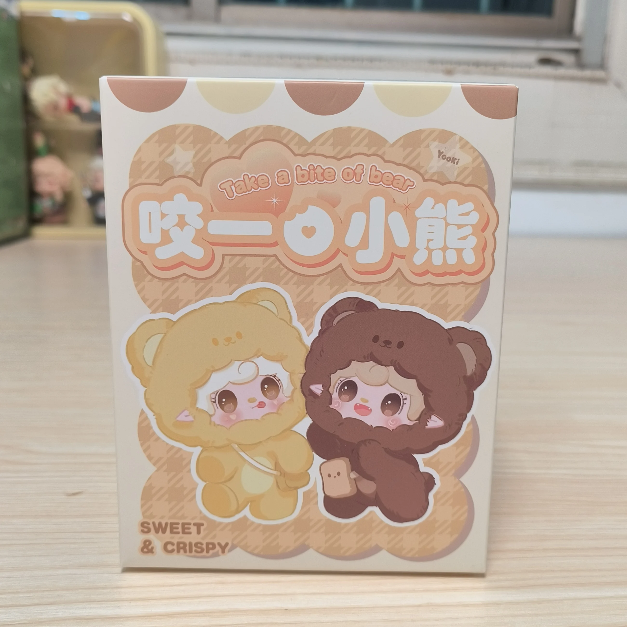 本物の Yooki V4 Take A Bite Of Bear シリーズブラインドボックス