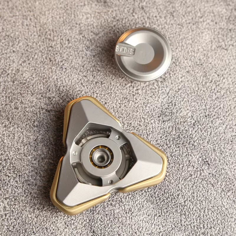 Suiis QS Magnetisches Fidget Spinner mit offener Rüstung, Metall-Stressabbau-Spielzeug für Erwachsene | Magnetisches Desktop-Dekompressionsspielzeug mit rotierender Oberseite – Detail 4
