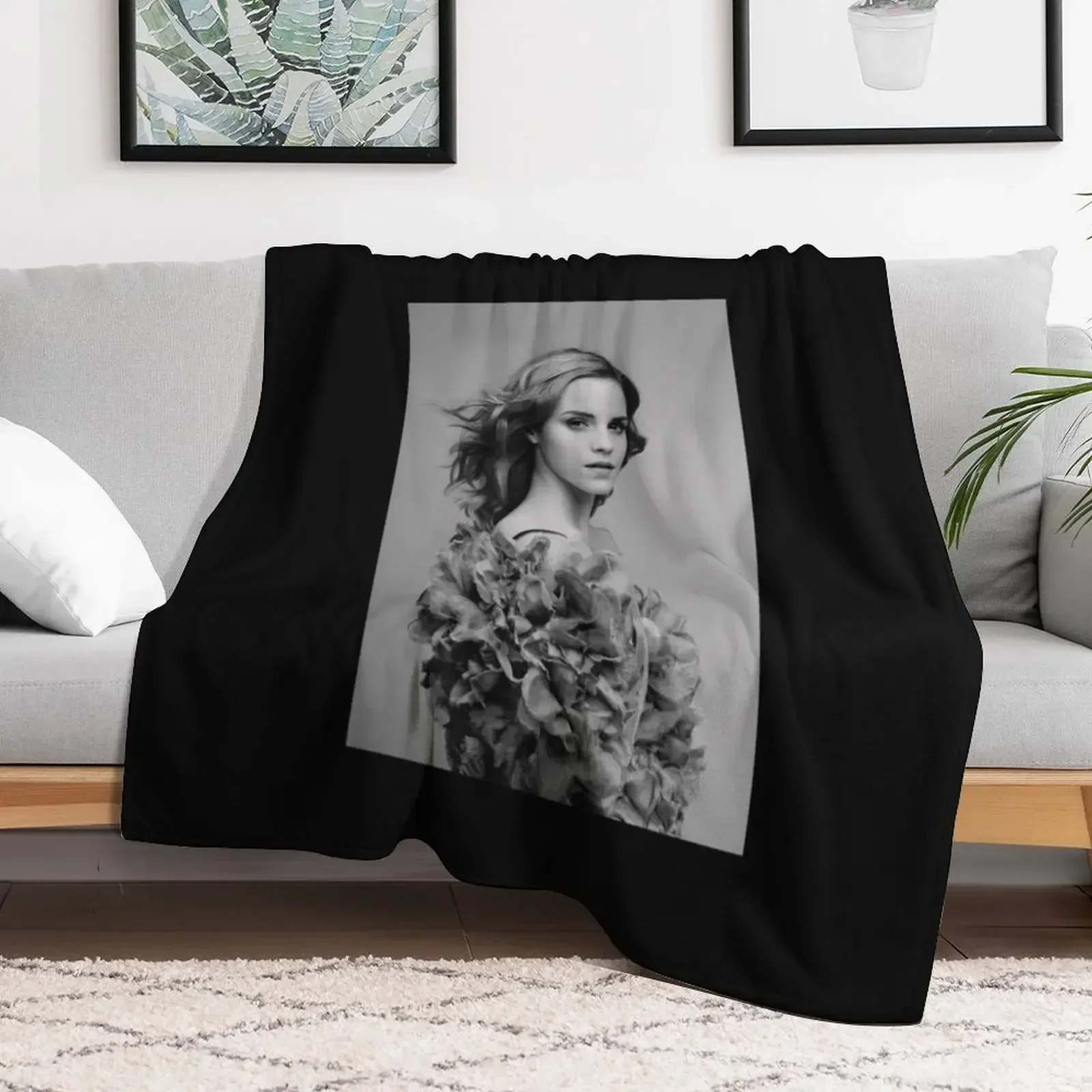 

Emma watson Classic T-Shirt Throw Blanket Hairy Shaggy Hairys Blankets for babies Quilt Personalized Gift manga Blankets