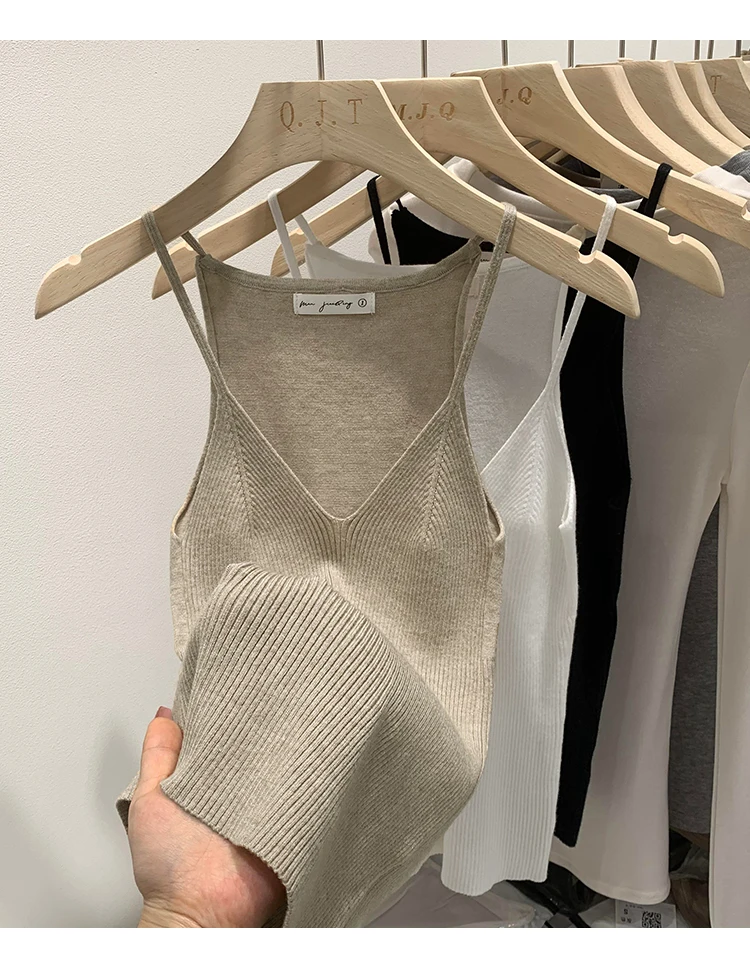 2026 Damen Sommer Ärmelloses Top Einfarbig Slim Fit V-Ausschnitt Gestricktes Oberteil Modisches Vielseitiges Basis-Layer Strick-Tanktop – Detail 3