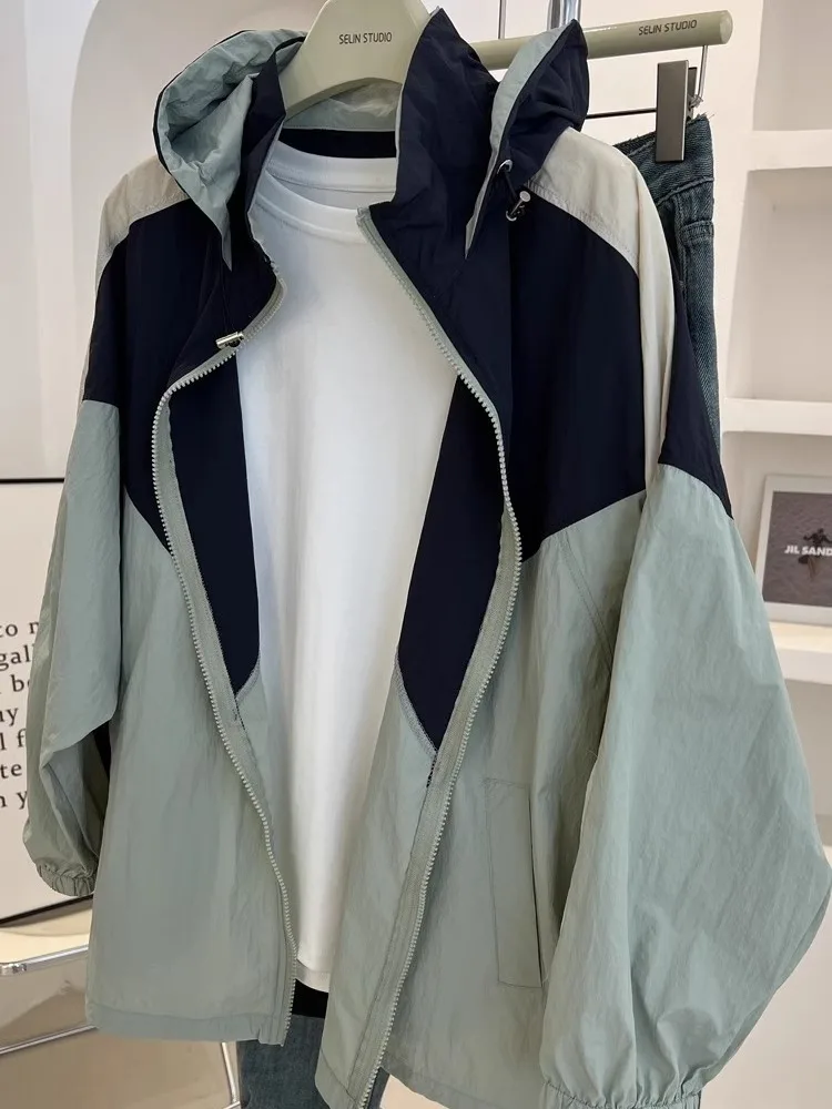 حجم كبير الخريف الشتاء الرياضة في الهواء الطلق Jaet الرجال Faionable معطف مقنع زوجين الزي اللون Blo تصميم عادية Sle