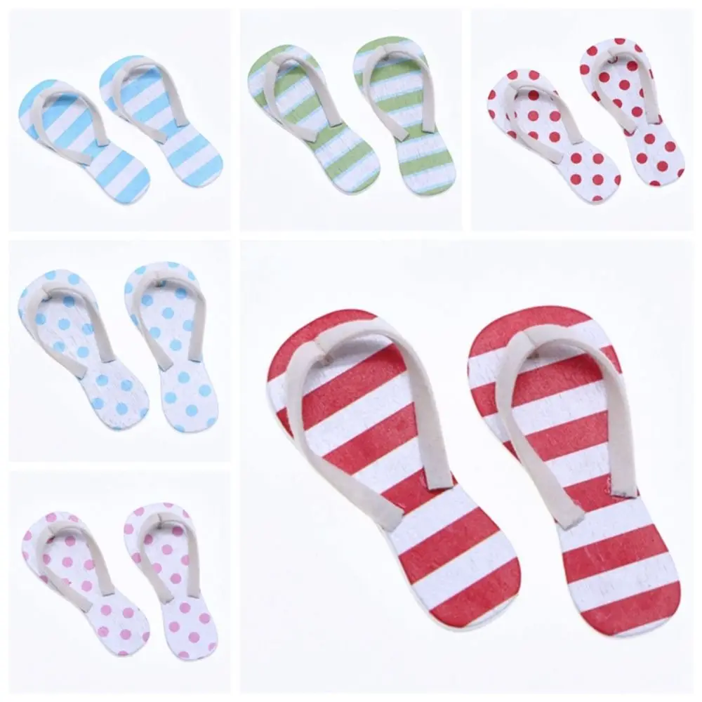 1:12 Wooden Flip Flops Miniauture Mini Beach Shoes Casual Slippers Dollhouse Flip-flops Decoration Doll Accessories