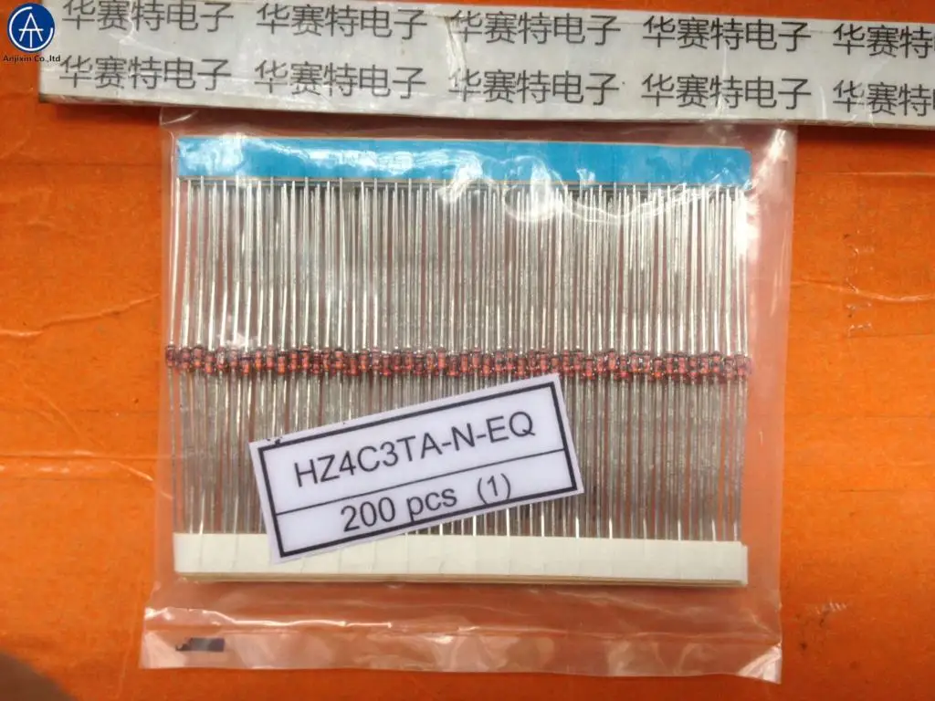 30pcs 100% nuovo HZ4C3TA-N-EQ originale HZ4C3 DO-35 (4.2V-4.4V)