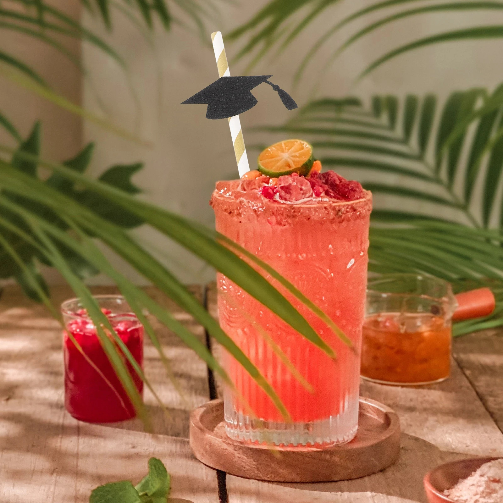 

12Pcs Graduation Paper Straws Flexible Trencher Design Extra Long Bendable Drinking Straws Party Decoration Elegant Fun