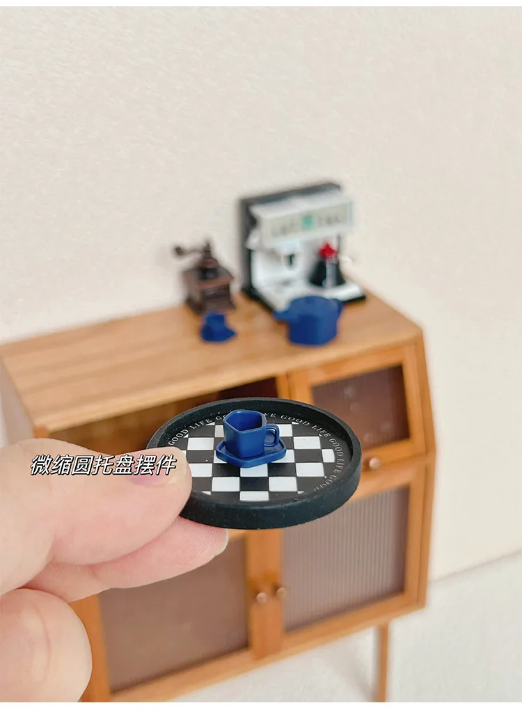 Dollhouse Miniature Itens Checkerboard Tray Simulation, Mini Kitchen Roundel, Prato de sobremesa, Doll House Acessórios, BJD Brinquedos