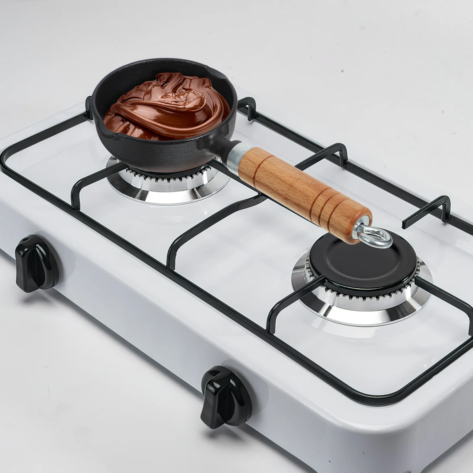 

Cast Iron Sauce Pan 200Ml Small Metal Pot with Spout Wooden Grip Compact Design for Cooking Pouring Melt Wax Sweets
