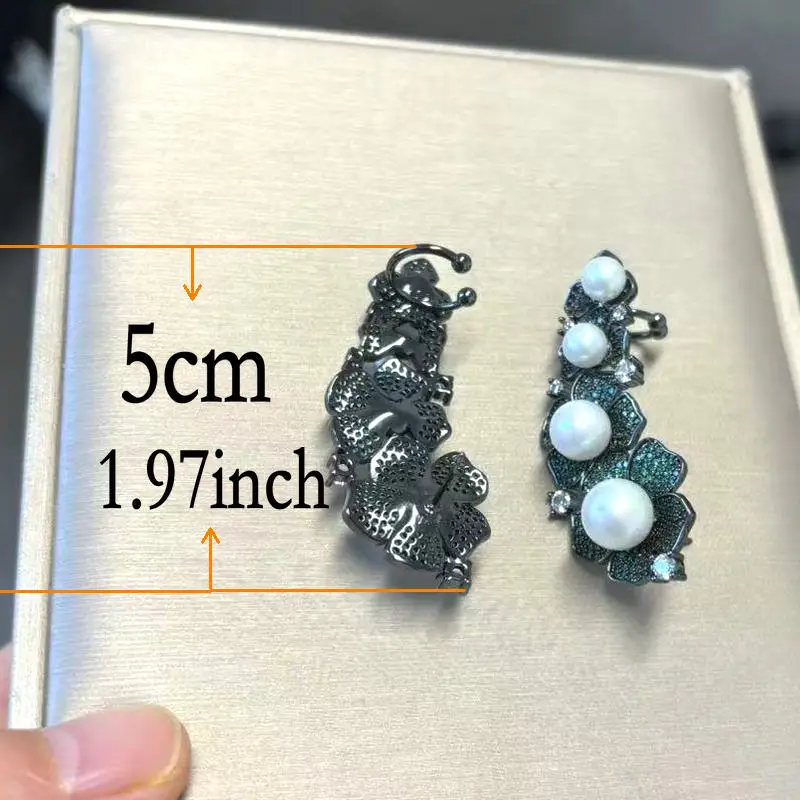 Bilincolor White Synthetic Pearl Green Flower Earring With Clip