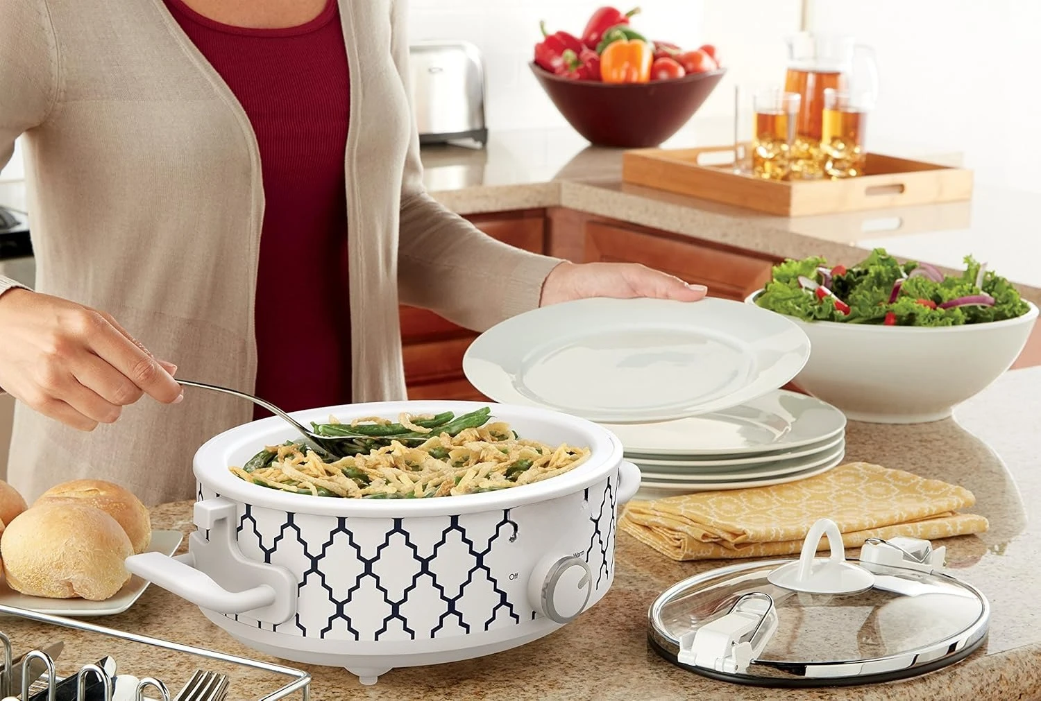 

Small 2.5 Quart Casserole Slow Cooker in White/Blue, Enjoy Eye-Catching Quick Meals, Durable and Compact