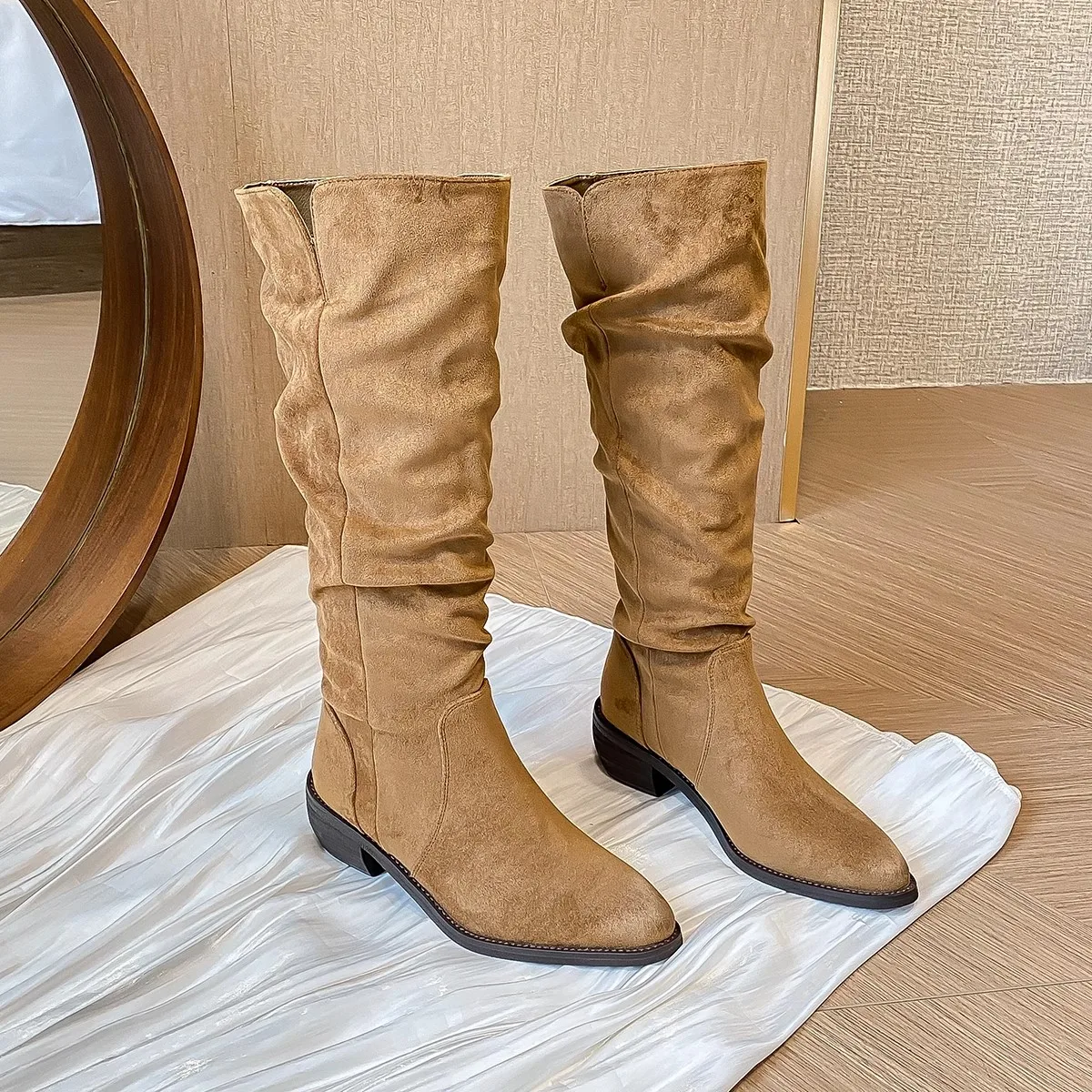 

Autumn Winter Luxury Velvet Long Boots Pointed Toe Square Toe Women Fashion Boots High Quality High Heels Female Sexy Pumps