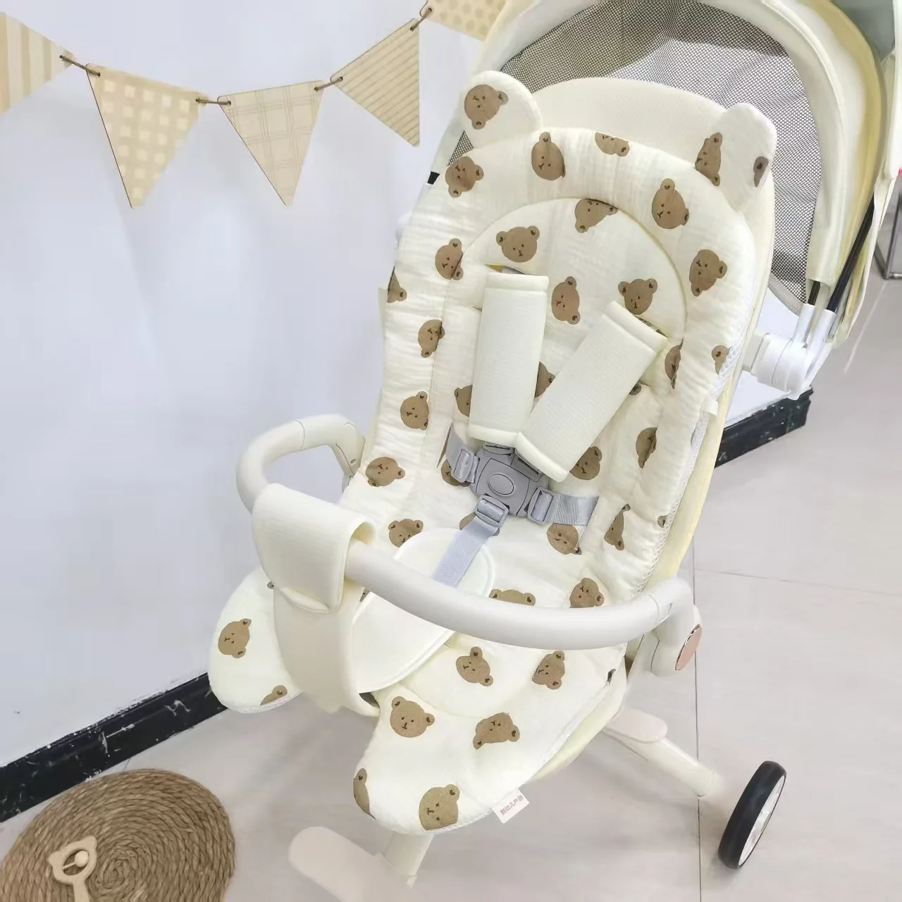 

Baby Stroller Seat Pad for All Seasons Cute Cartoon Print Universal Baby Stroller Cushion Kindergarten Accessories