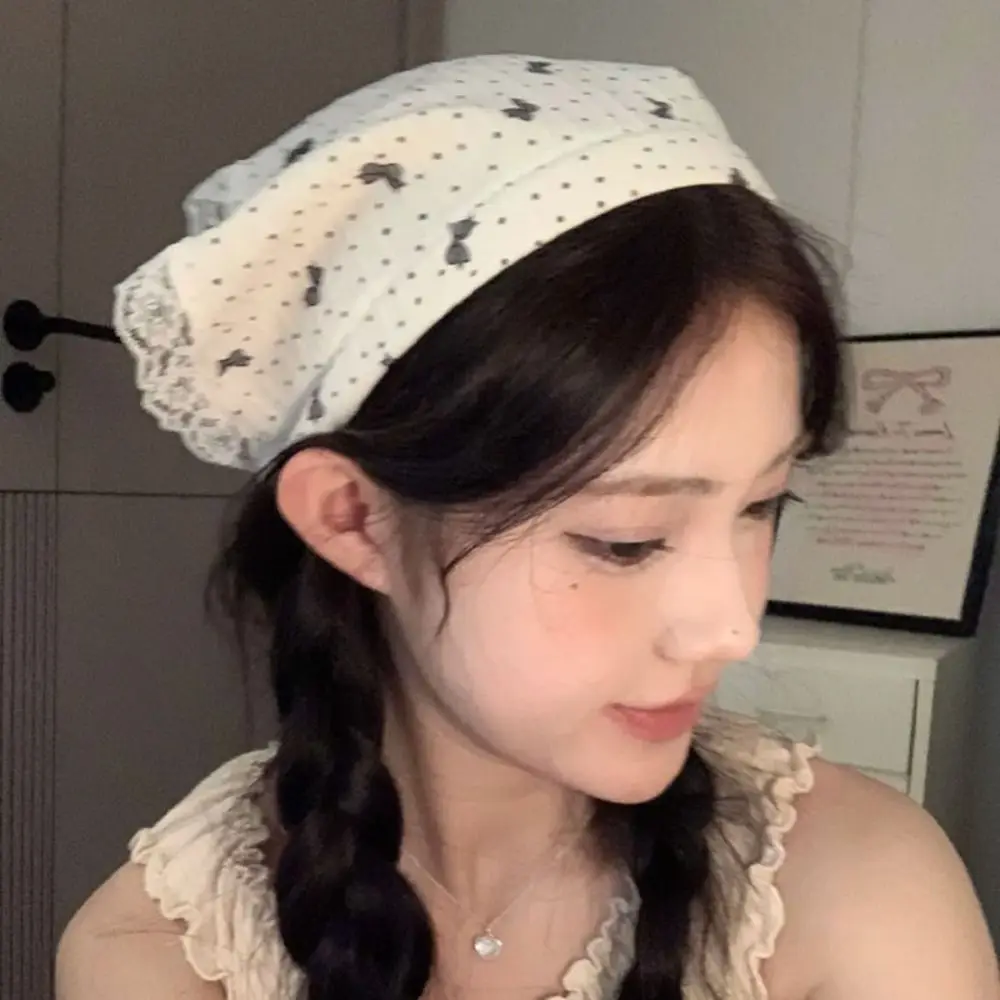 

Fairy Sweet Floral Cotton Head Scarf Elegant Soft Wrap Lace Triangle Scarf French Style Headband Printing Hair Scarf Beach