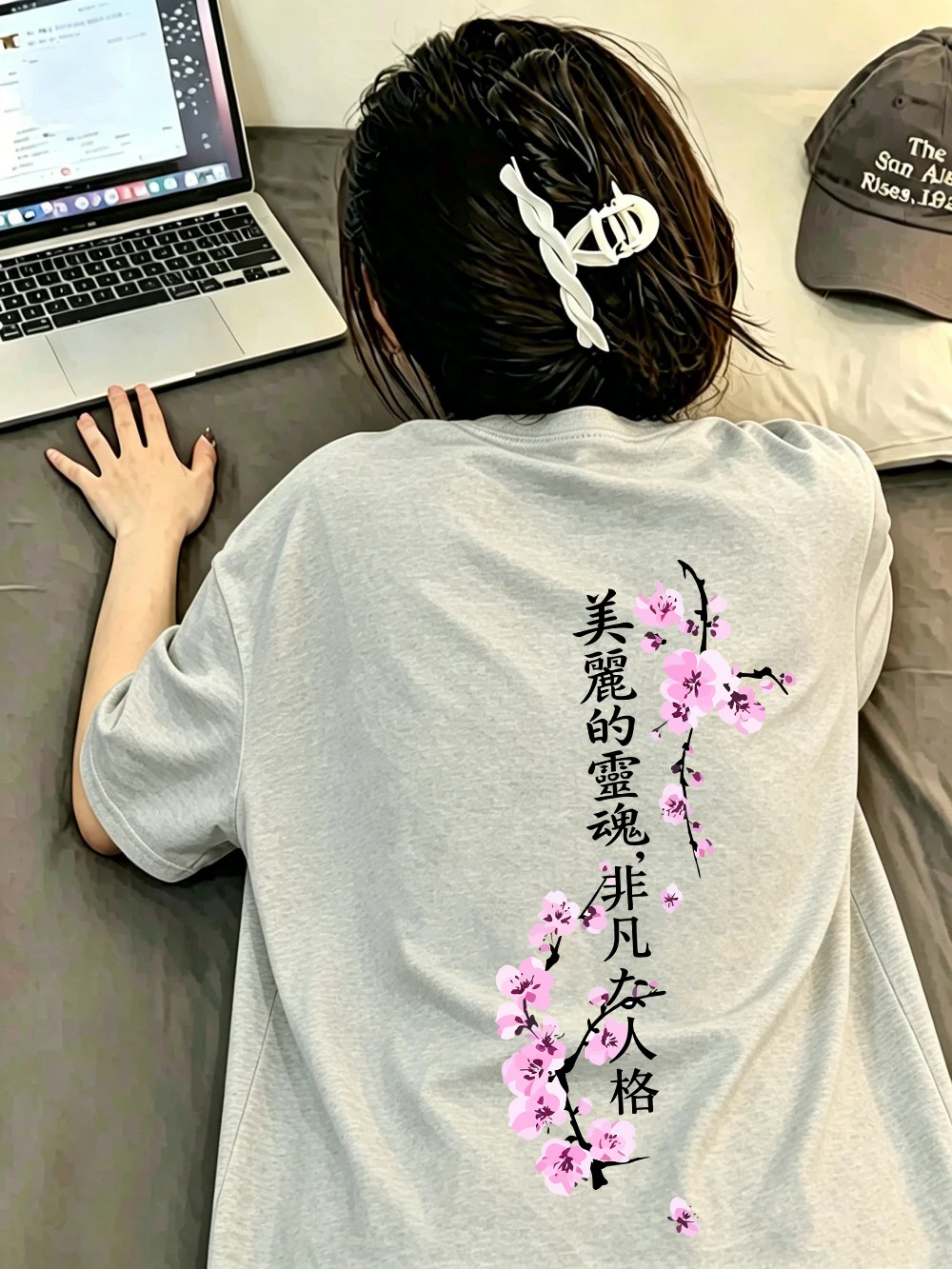 Beautiful Soul Sakura Branches Prints T-Shirts Damen-T-Shirts aus Baumwolle für den Sommer, kurzärmelig, O-Ausschnitt, übergroße Oberteile, weiche Streetwear-Kleidung – Detail 13