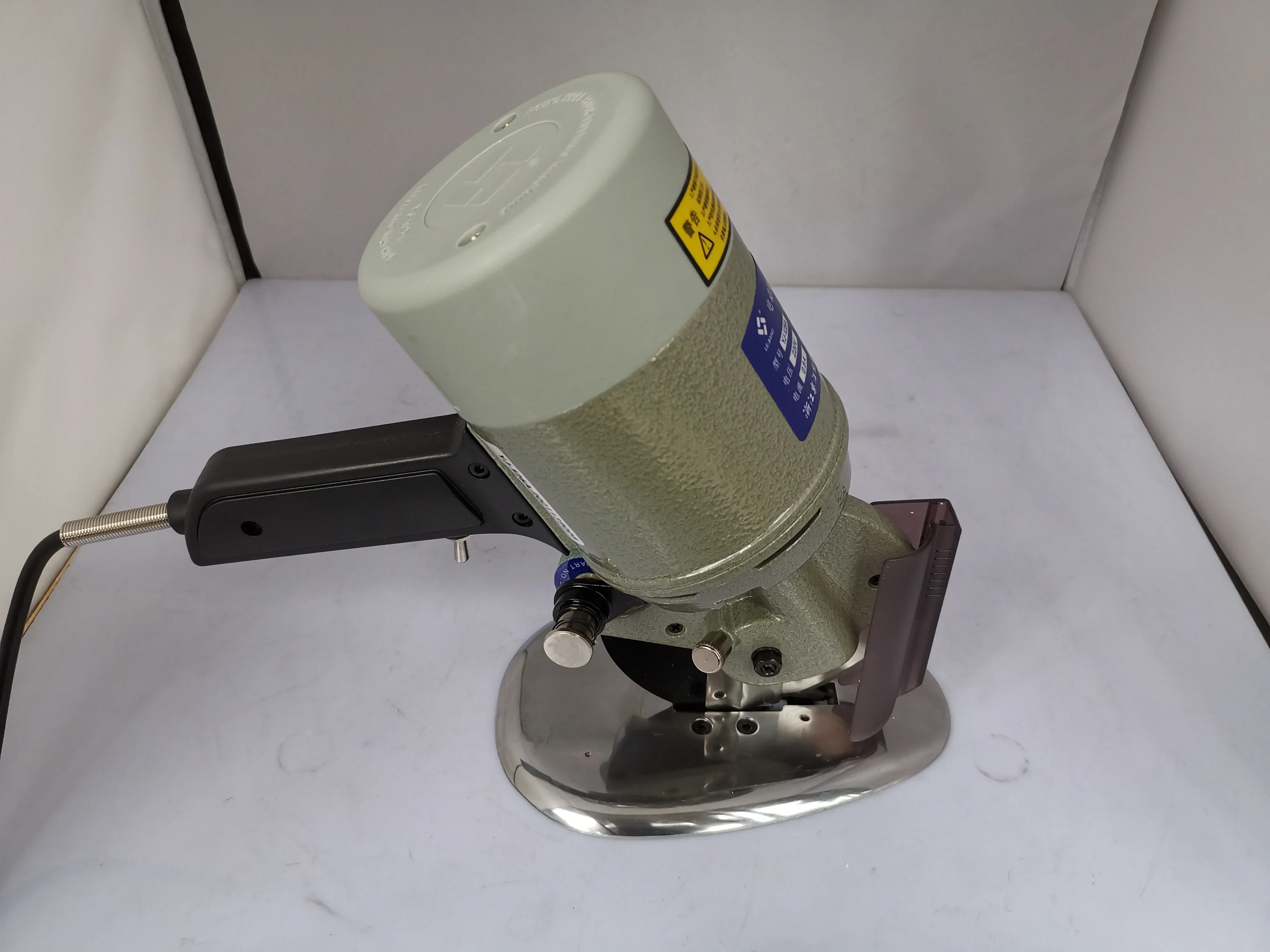 YJ-125 type Electric Cloth Cutter Fabric Round Knife Cutting Machine  Blade Diameter 120mm , Carpet floor mat leather cutting