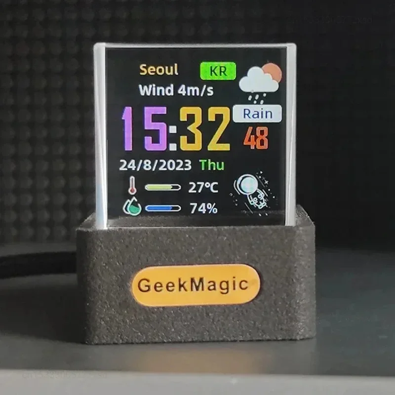 GeekMagic GIFTV Holographic Crystal Cube Smart Weather Station Digital Clock GIF Photo Album Desktop Decor
