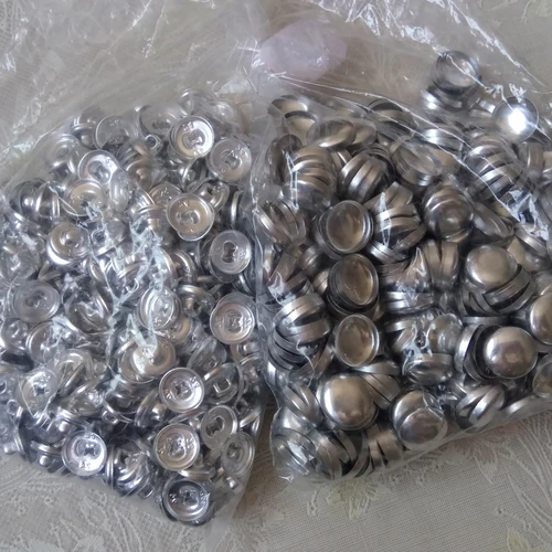 Imagen 1 del producto 500 juegos/lote # 16-80 DIY botones de tela hechos a mano forma de pan tela redonda cubierta de botón de tela cubierta de Metal 4 botones traseros 13s