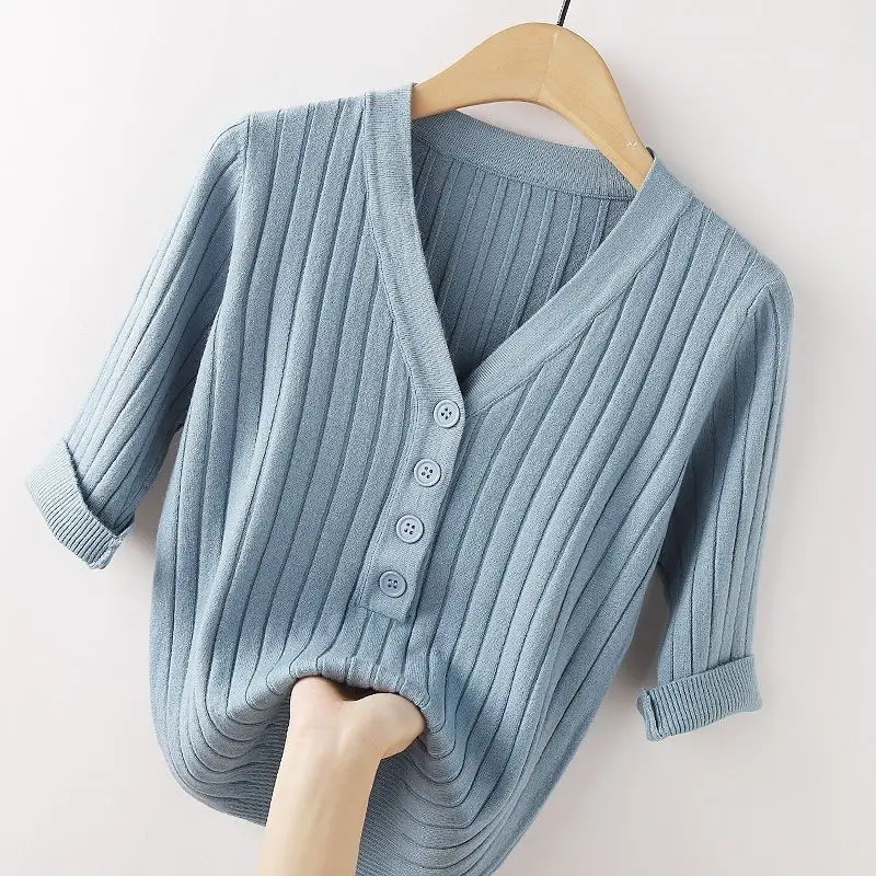 2023 New Women's Clothing Knitted Half Sleeve V-Neck Autumn Winter Fashion Casual All-match Solid Color Buttonsweet Pullovers
