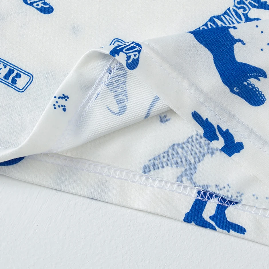 4-Piece الأطفال أربعة مواسم متعدد الألوان مزيج وتطابق سترة الصبي عادية لينة الجولة الرقبة قميص فتاة لطيف ومريح تي شيرت