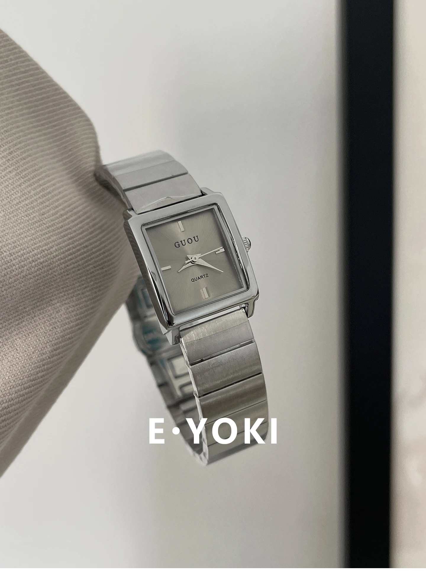 Silver-Gray Steel Strap Small Square Watch, Women'S Light Luxury High-End Quartz Watch, A Select Collection Of High-End Watches.