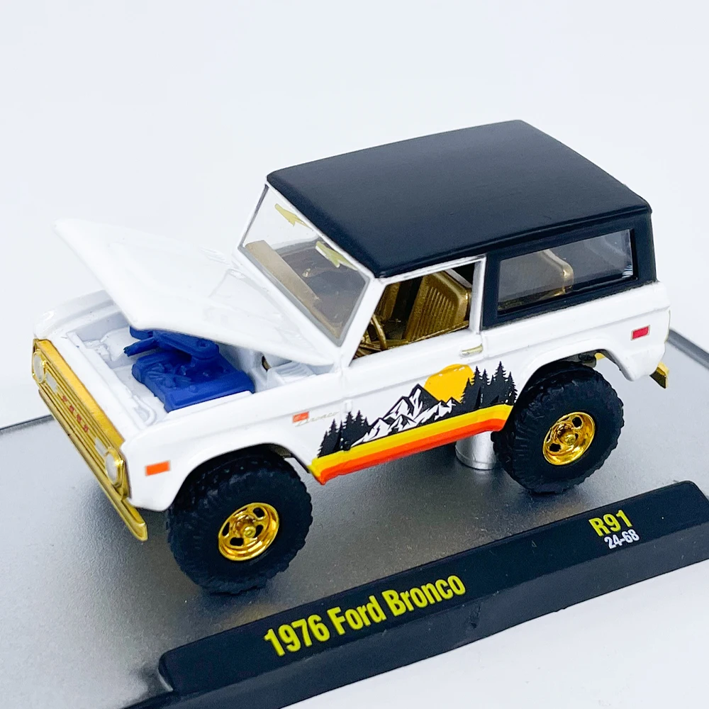 Diecast M2 1:64 Maßstab Ford Bronco Simulation Legierung Auto Modell Sammeln Spielzeug Geschenk Souvenir Display Ornament