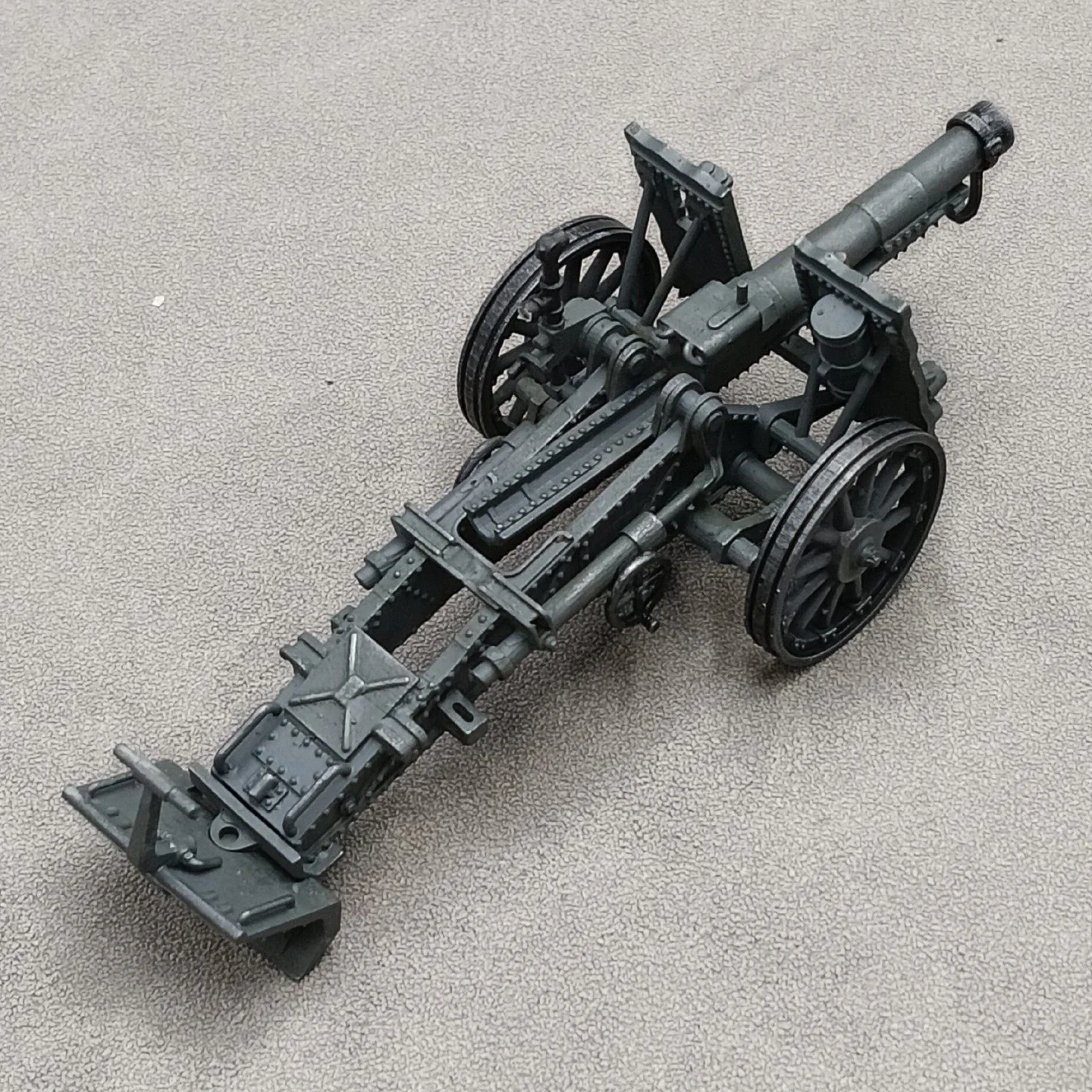 1/35 German SIG33 heavy infantry gun（Includes all toolkits） , SLA printing hand-colored finished model decorative ornament