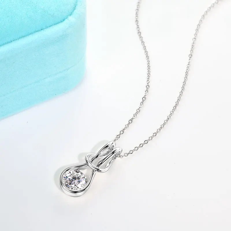 IOGOU Fashion Knot Pendant 8.0mm 2.0carat D VVS1 Moissanite Diamond Necklace S925 Silver Jewelry for Women Gift Valentine's Day