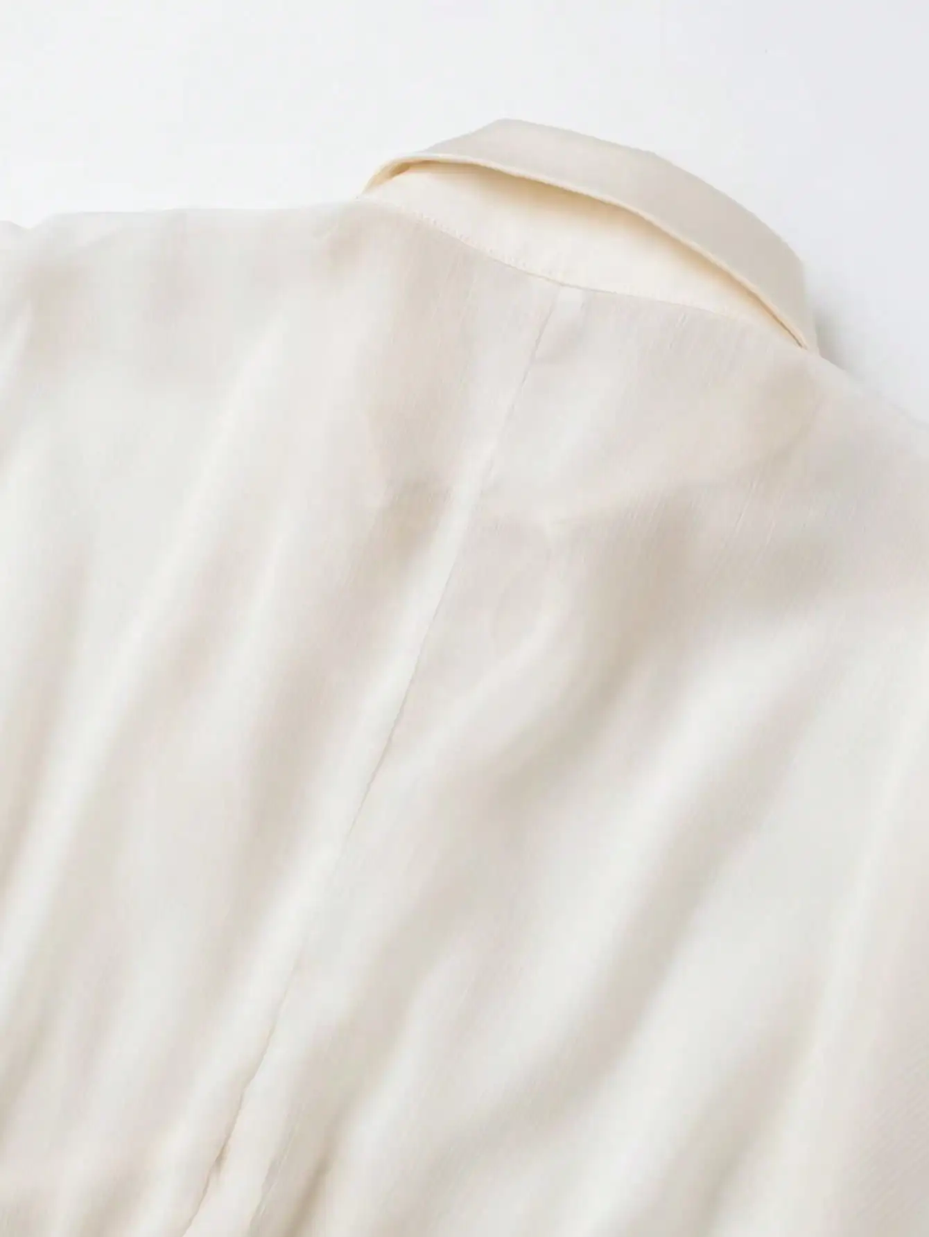 HH Damen-Bluse in Beige, mit gerafftem, transparentem, langem Stoff, Reverskragen, Kordel vorne, Korsettdetail, Knöpfe, lange Ärmel, ausgestellte Manschetten, schicke Oberteile – Detail 5