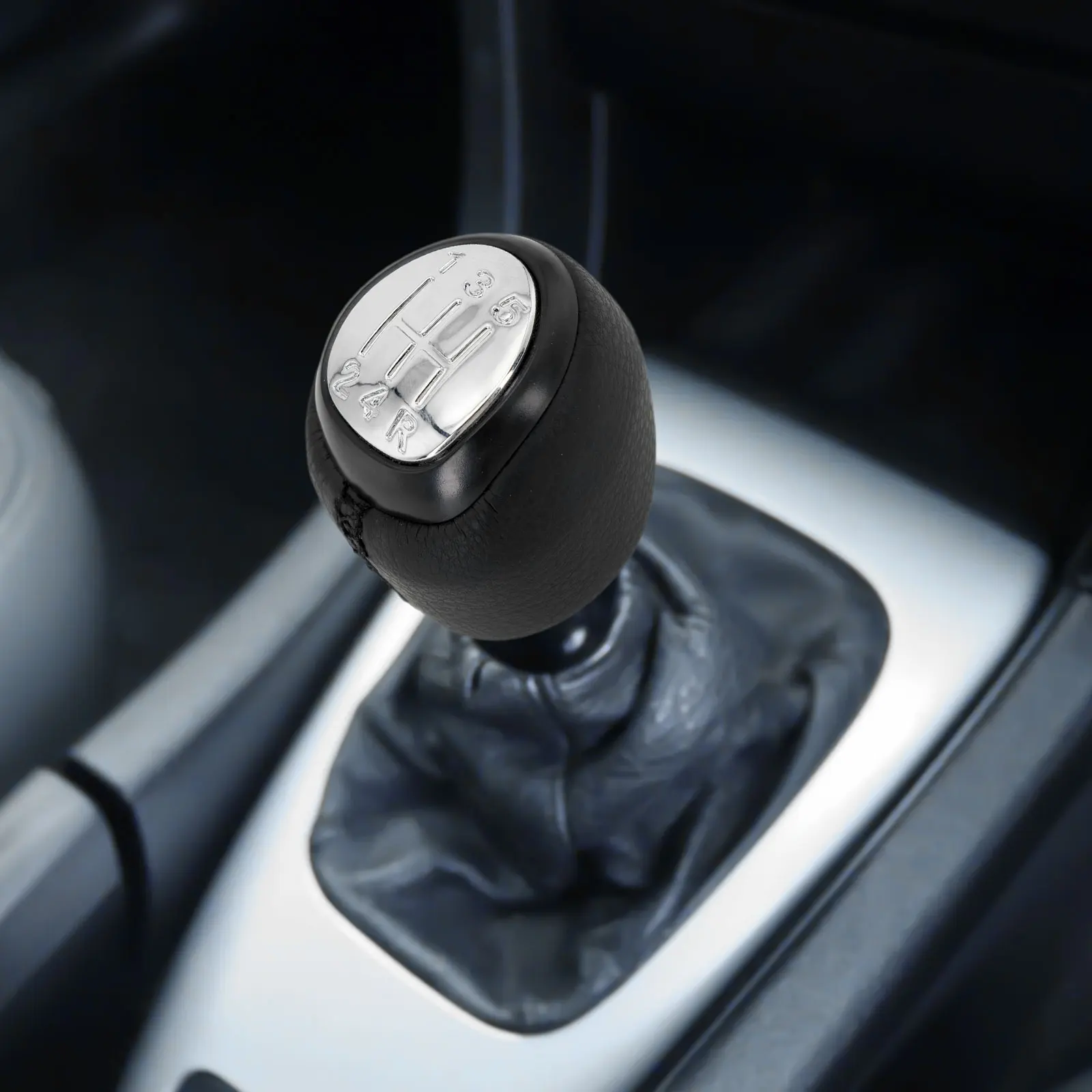 

Car Interior Upgrade Manual Gear Knob Shift Knob Cover OEM Number 32022206 OEM Number 55353898 Perfect Fit For Saab 9-3