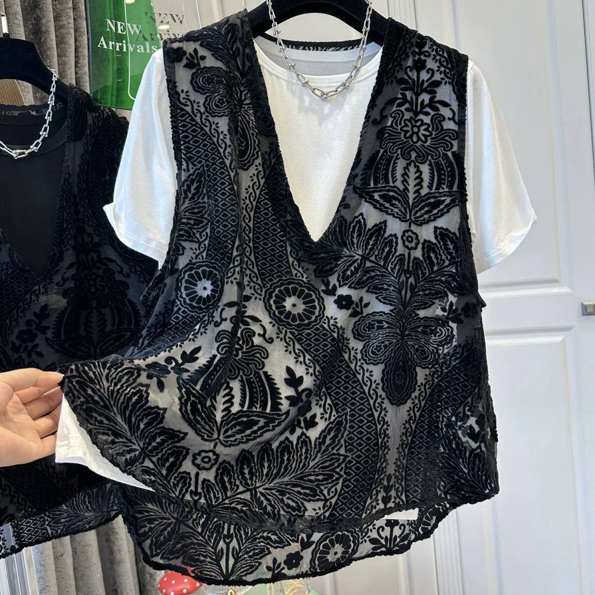 Gilet floqué en dentelle Jacquard française, Design Unique, gilet à la mode et polyvalent, 2025