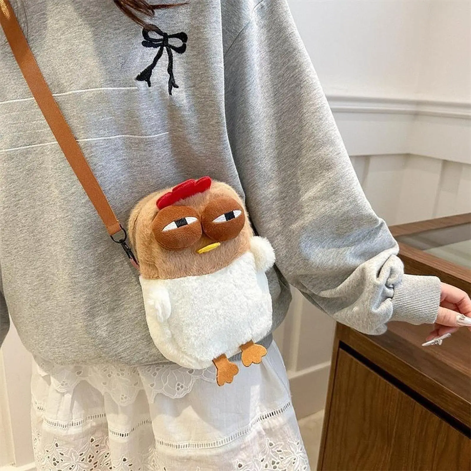 

Cartoon Hen Crossbody Bag Pouch Portable Adorable Adjustable Strap Plush Bag