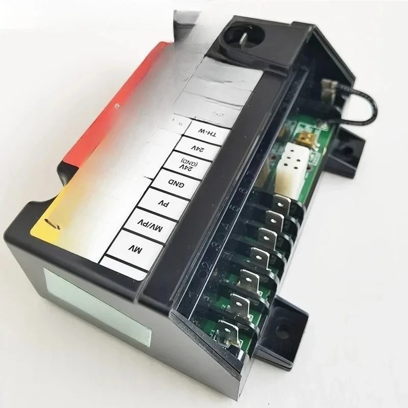 Resideo brand-new imported boiler controller S8610U3009/S8610M3009.