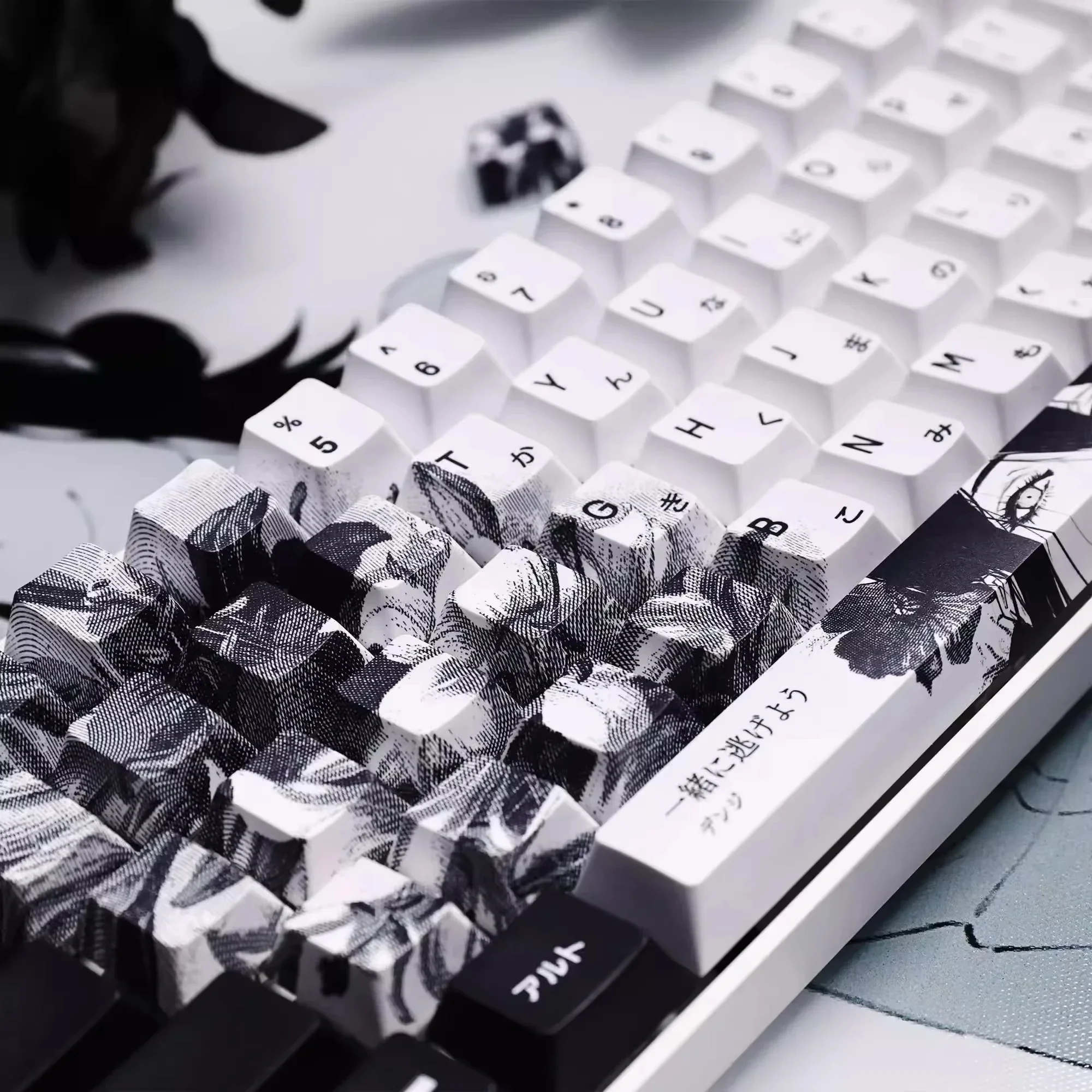 White Black Anime Theme Keycaps Set Customized PBT Sublimation Cherry Profile Keyboard Caps for Mechanical Keyboard Gifts
