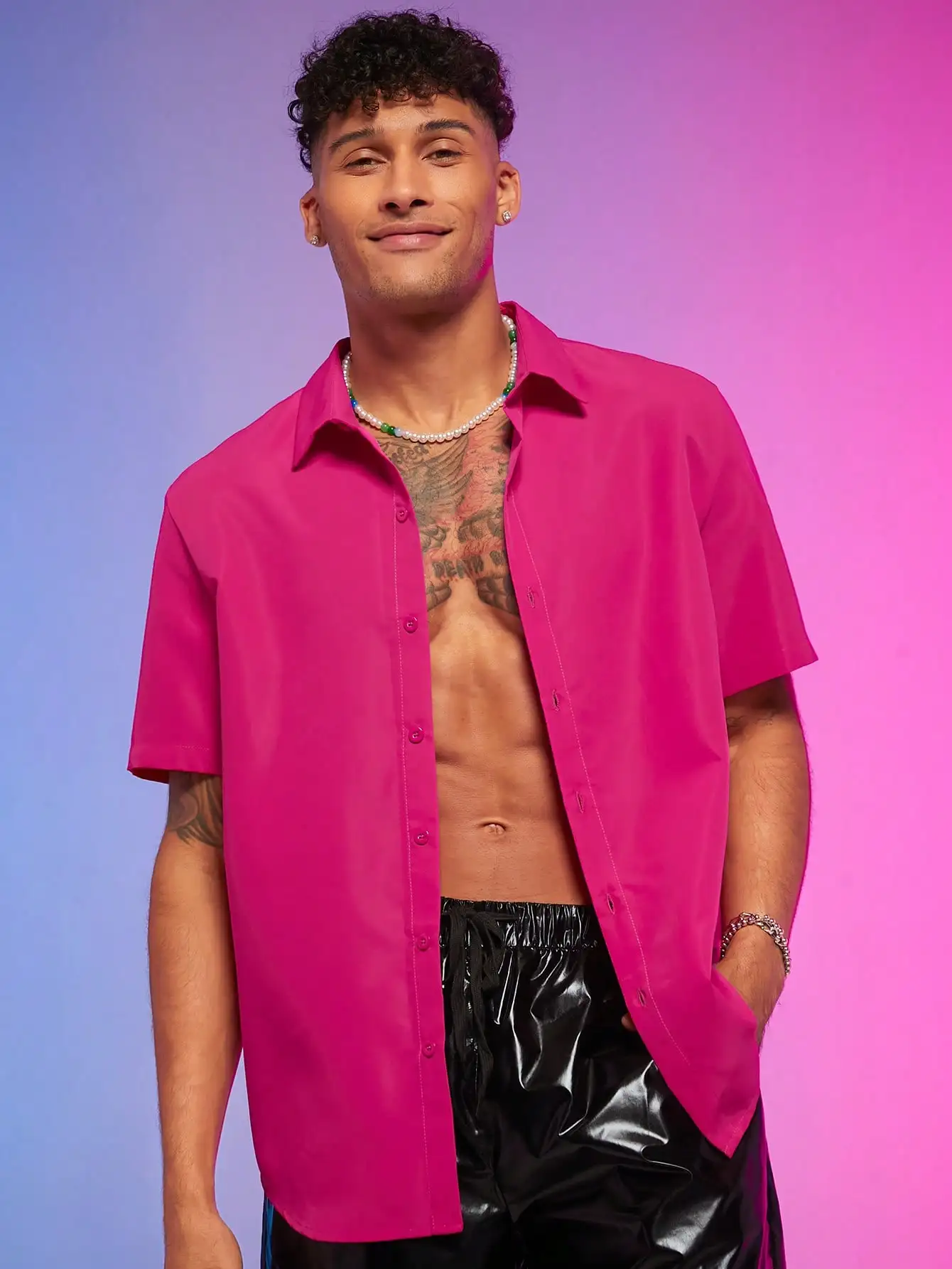 

Men's Vibrant Pink Loose Fit Short Sleeve Button Front Shirt