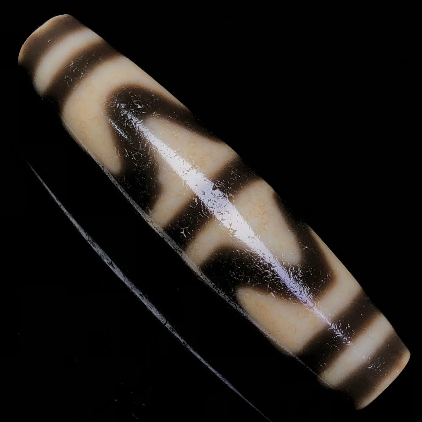 Rare Tibetan Buddhism Agate Tiger Tooth Dzi Bead Amulet Necklace Pendant G3763