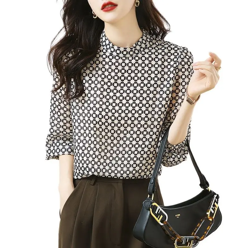 New elegant Women\'s chiffon Blouses ladies shirts Blusas Mujer Long Sleeve Shirts causal Tops