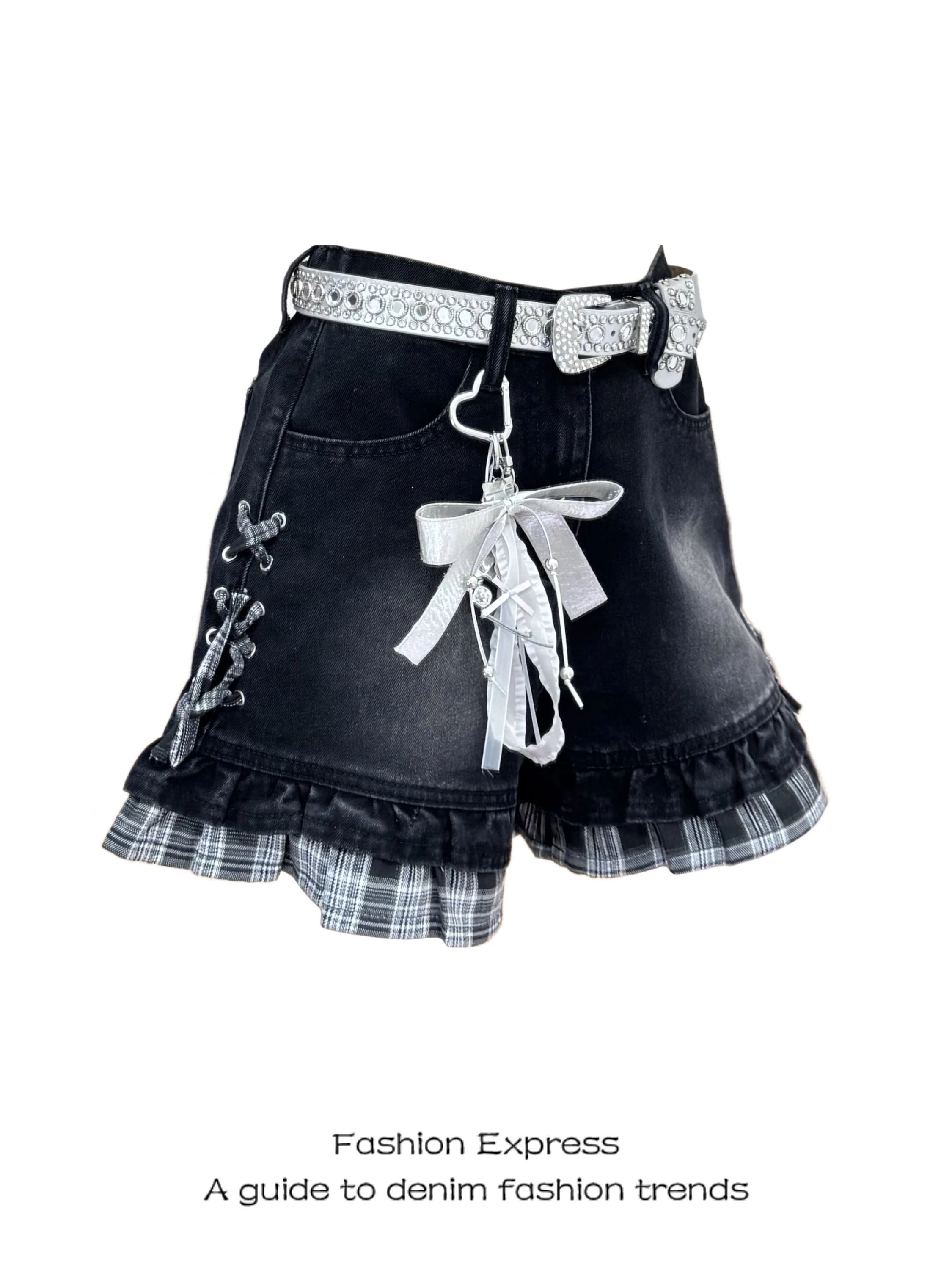 Sweet Wood Grain Ruffle Short Pants Women Summer Denim Black Super Beautiful Slimming Wide Leg Hot Trend Casual Jeans