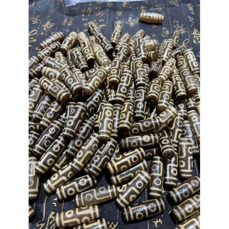 Six-Eye Tibetan Style Factory Wholesale High-Oil Coated Pulp Weathering Delicate 40mm Old Teeth Yellow Tibet Beads