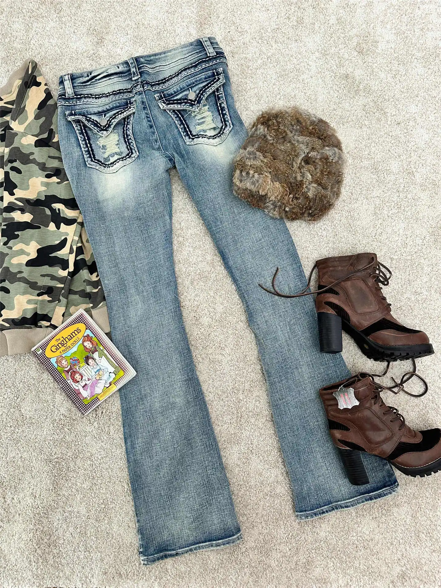 Women's Bootcut Jeans 2000s Low Rise Gyaru Denim Pants Ripped Jeans Long Trousers Skinny Japanese Y2k Cowboy Bell Bottom New