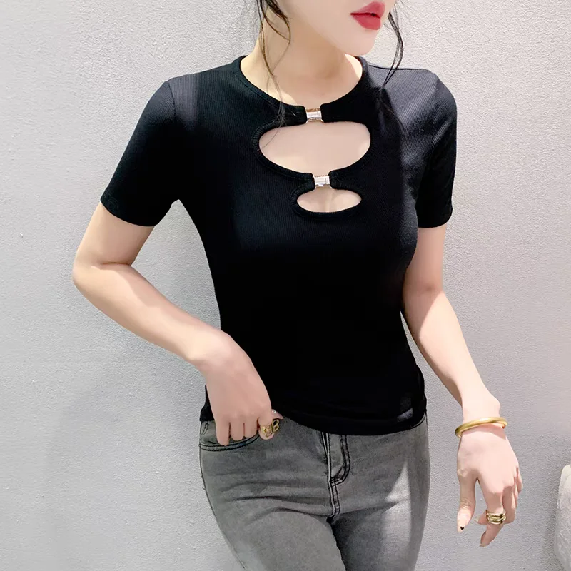 Streetwear Girl Summer Chic Hollow Out t-shirt in cotone vestiti moda Sexy o-collo manica corta Tees eleganti top Slim da donna