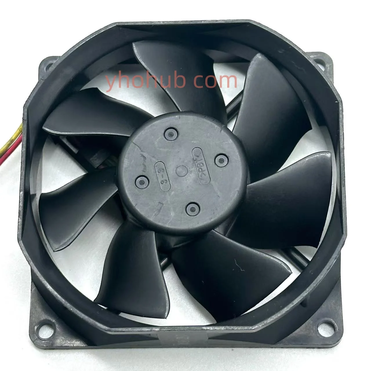 NMB-MAT 3110RL-04W-S19 H04 DC 12V 0.10A 80x80x25mm 3-Wire Server Cooling  Fan