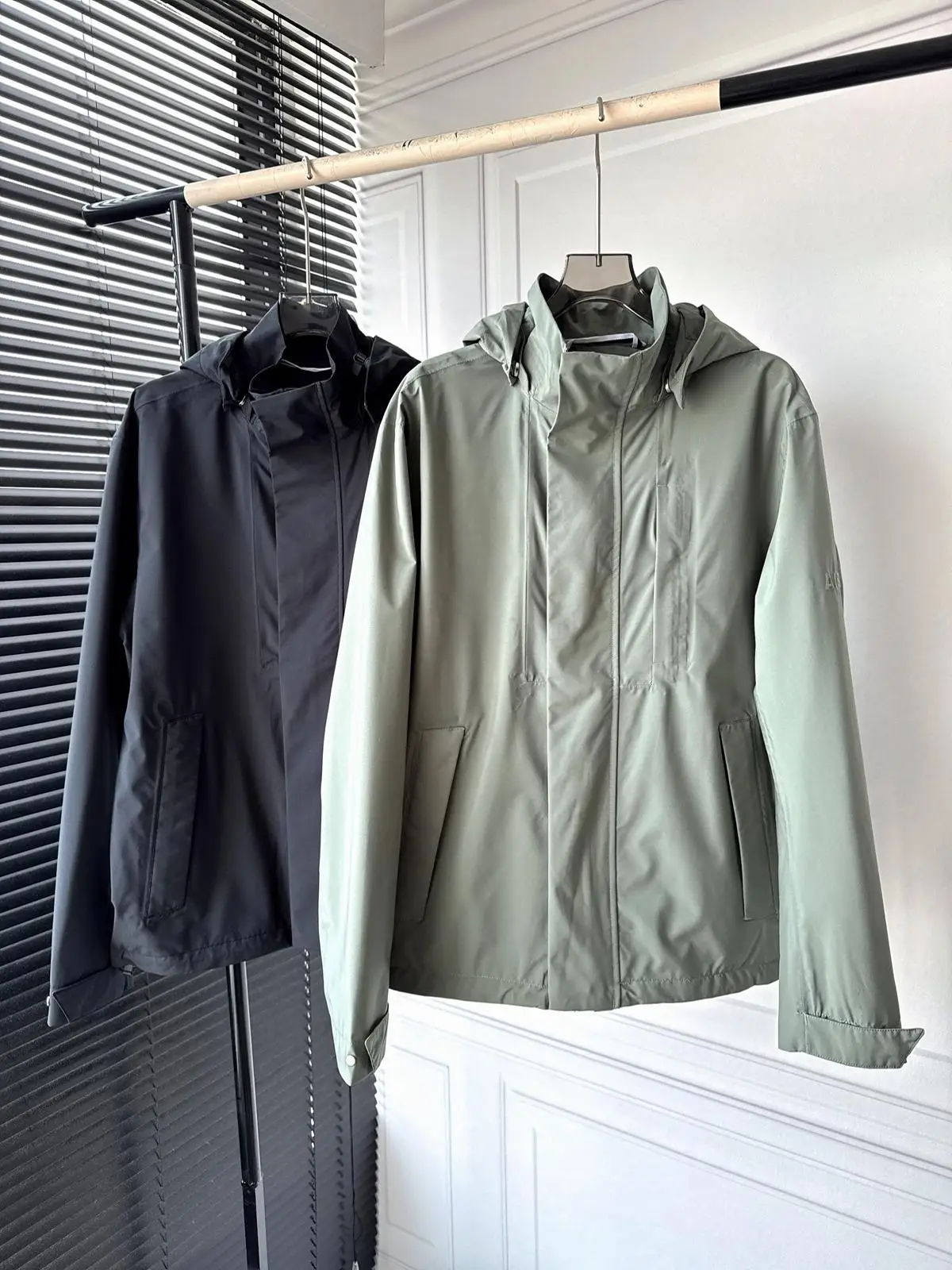 

Marmusn Tech Fabric Waterproof Breathable Lightweight Men's Jaet Outdoor Spring New Sle Multi-ket Loose Fit Polyester ...