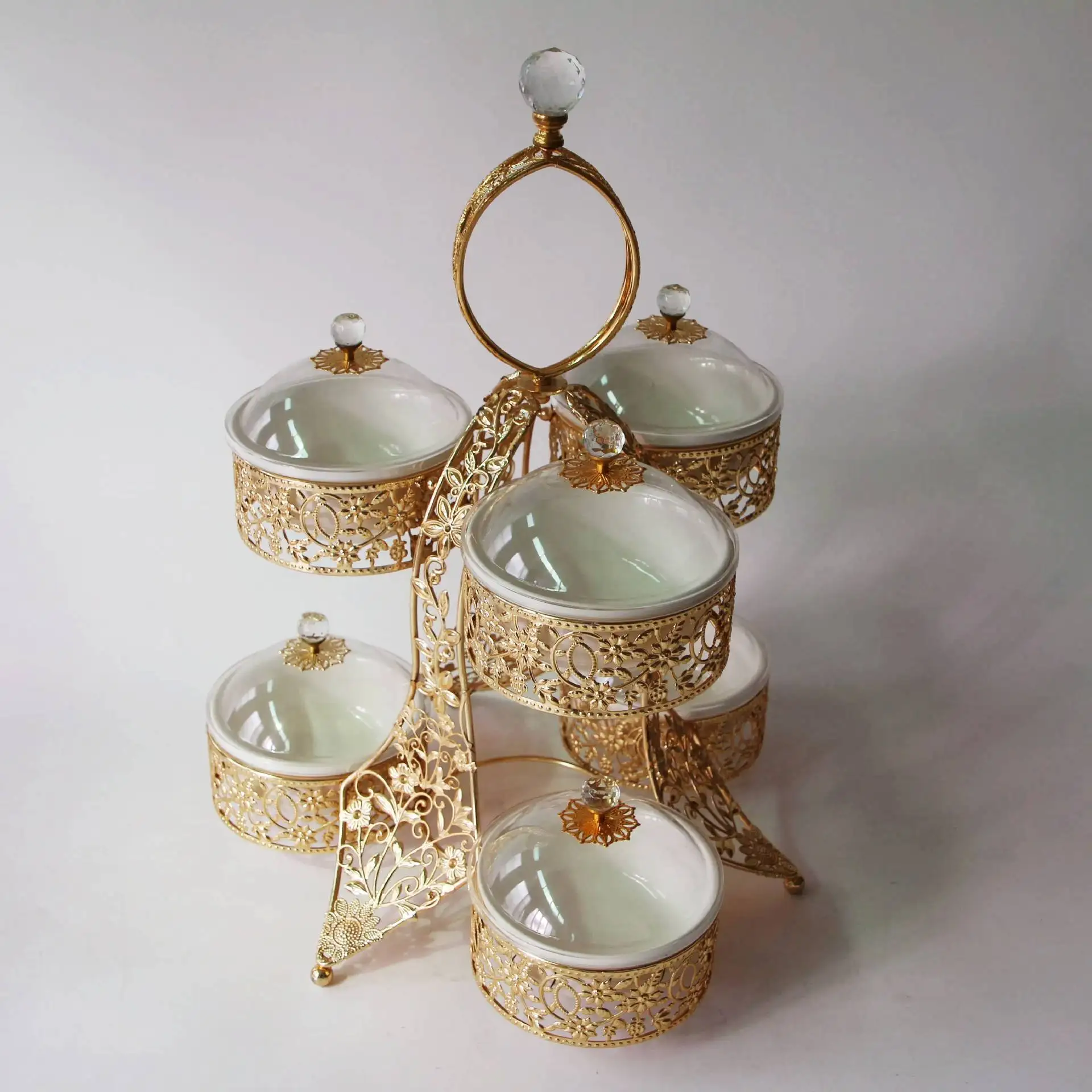 European light luxury acrylic dried fruit box, fashionable high-end fruit plate, exquisite gold pattern, five-compartment living