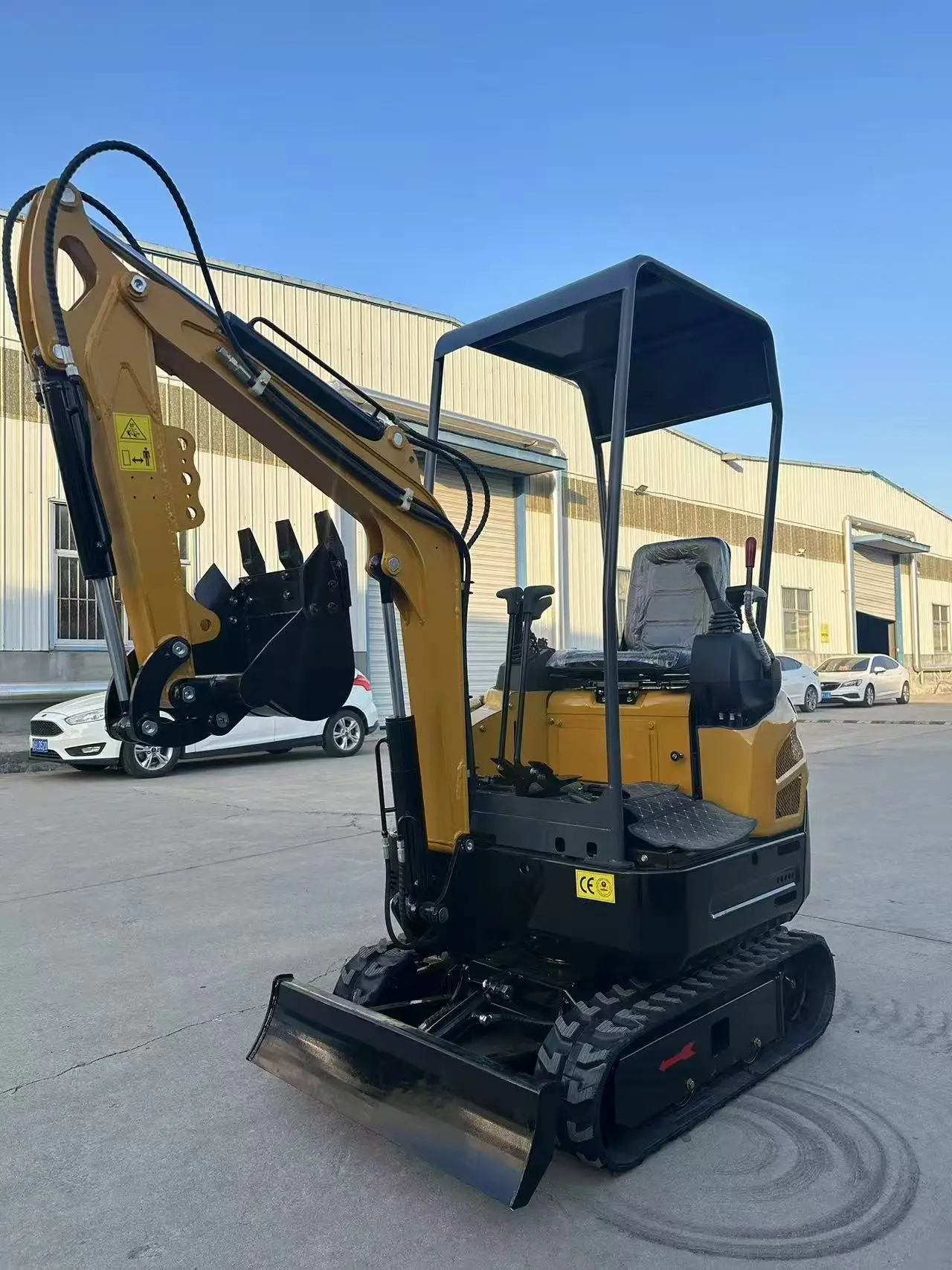 1.5 Ton 1.6 Ton Mini Excavator Customize Factory Price Mini Digger  Free shipping Kubota Engine  Excavator Crawler Excavator