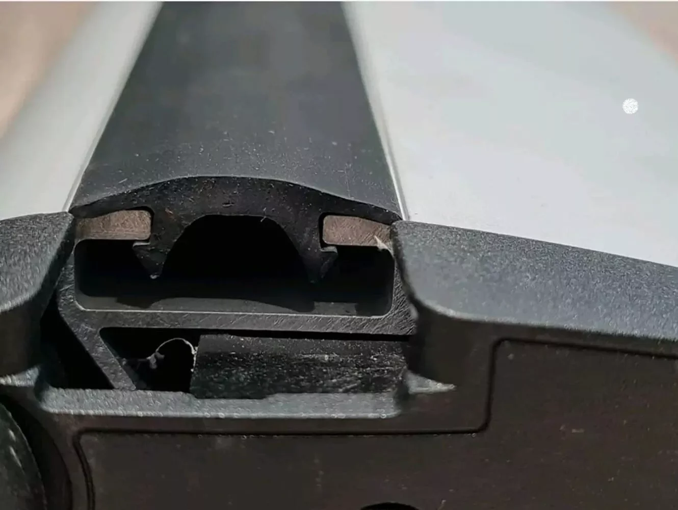 2Pcs 150cm For Thule T-Slot Sealing Strip Replacement Parts Roof Luggage Rack Crossbar Rubber Seal