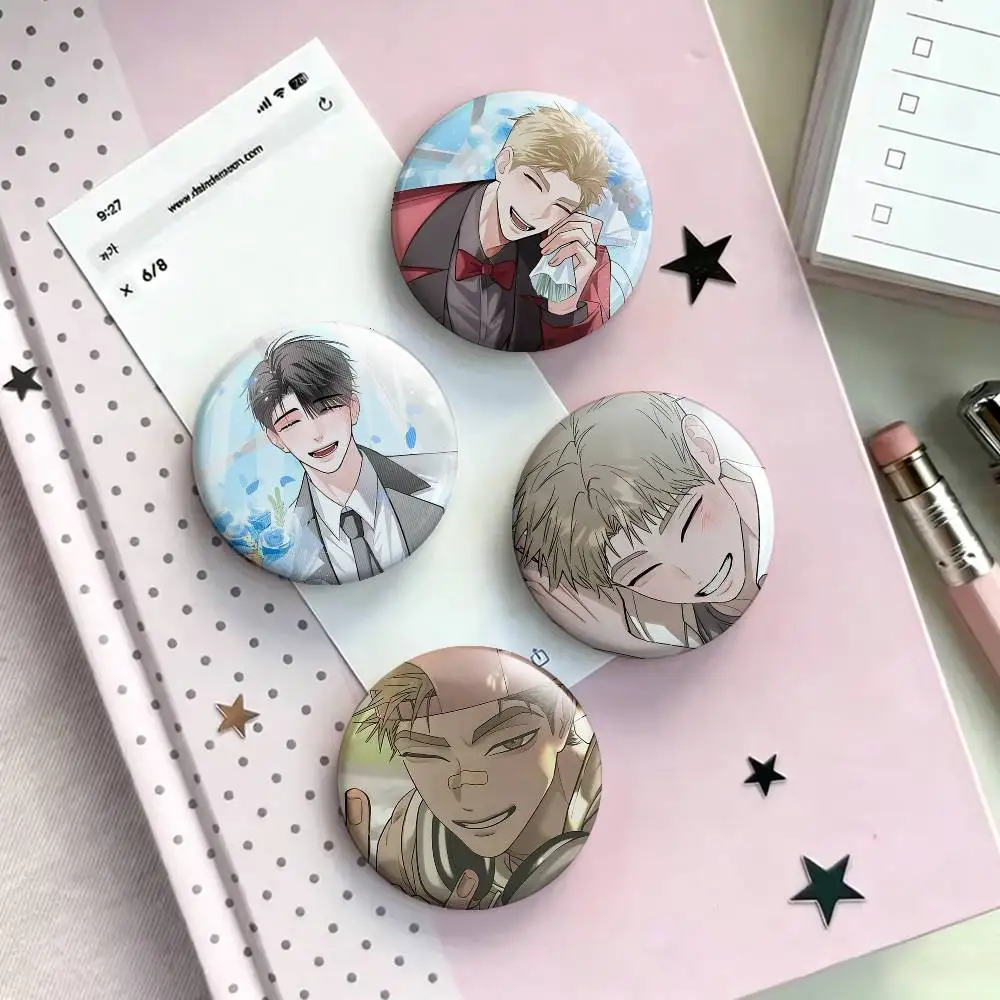 M-Manhwa R-Red S-String Q-Quests Laser Badge Applicable For Backpack Clothes Hats Decor Creative Accessories